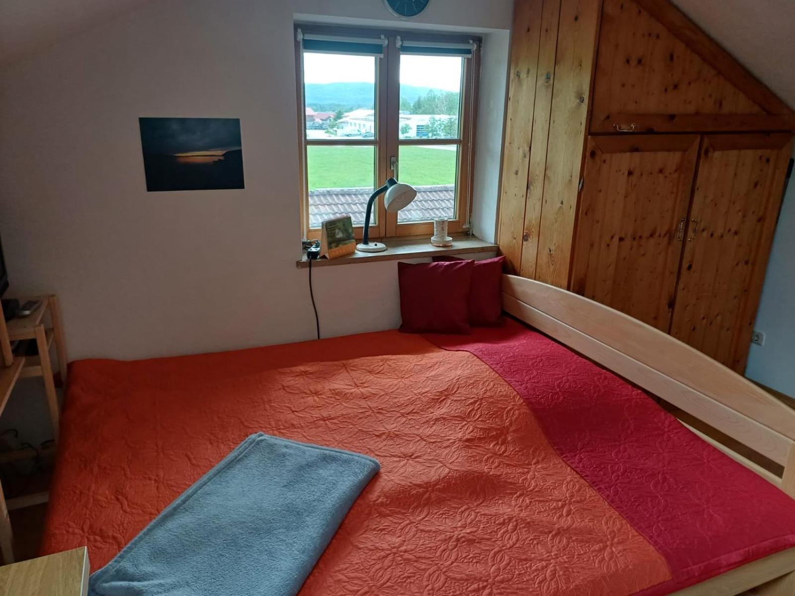 בנדיקטבאורן Apartment Moosblick Zwischen Bergen Und See מראה חיצוני תמונה